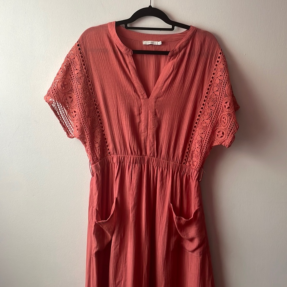 Lush womens long pocket dress in size large